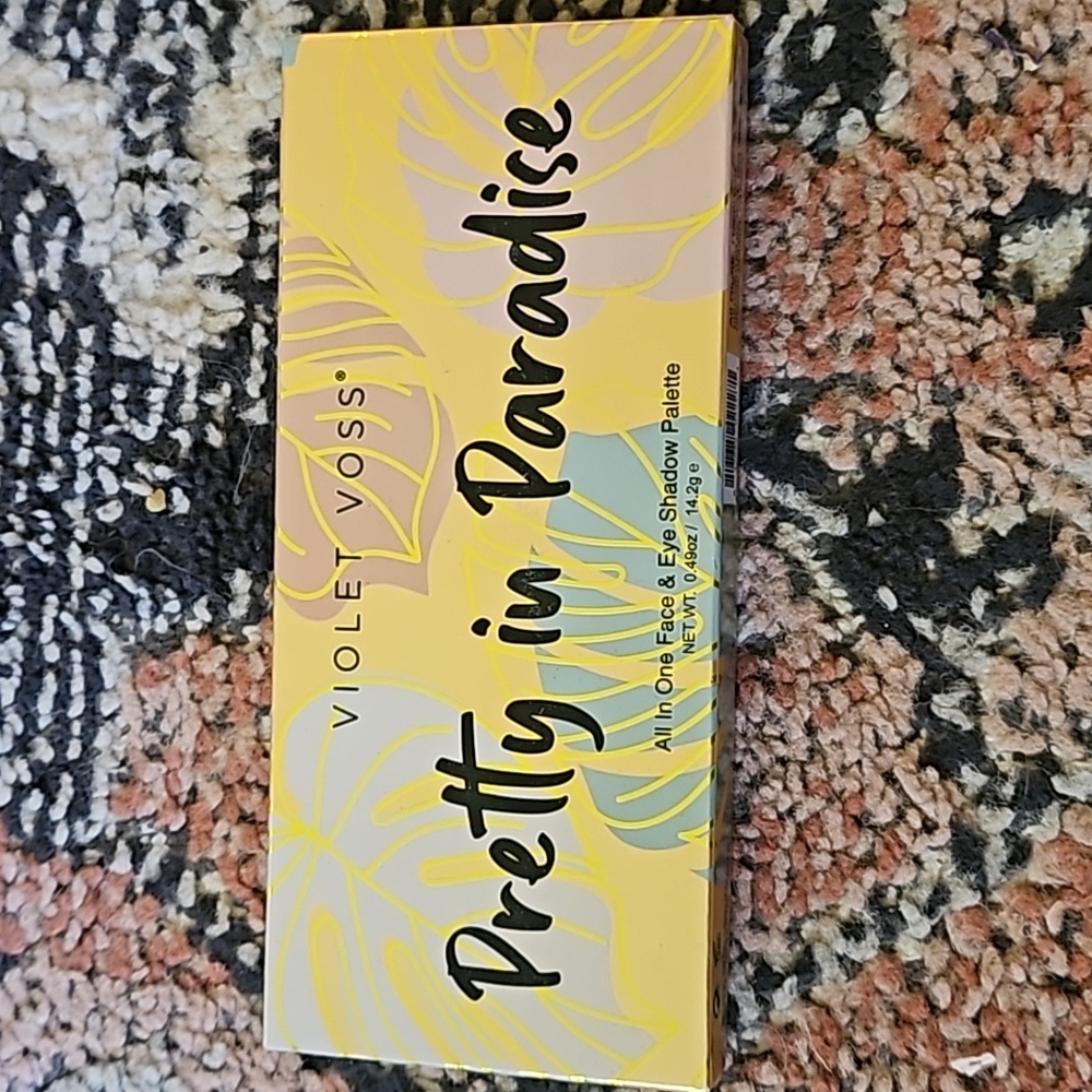 Violet Voss Pretty in Paradise palette NEW
